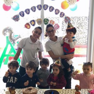 Festa com alimentos deliciosos e saudáveis…